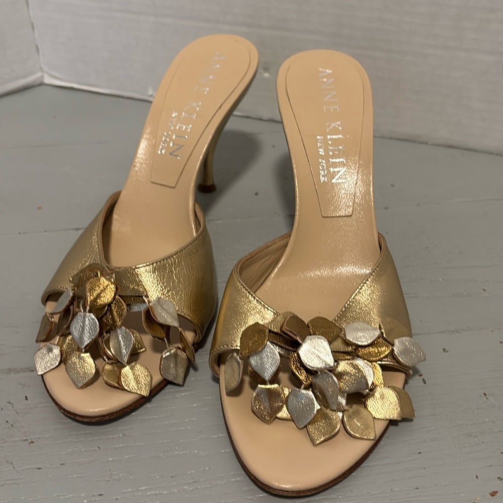 Anne Klein Bridget gold silver Heel Size 8